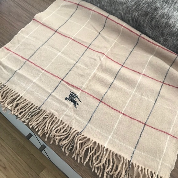 Authentic Bubuerry Wool Shawl Scarf Made in Japan - Picture 3 of 11